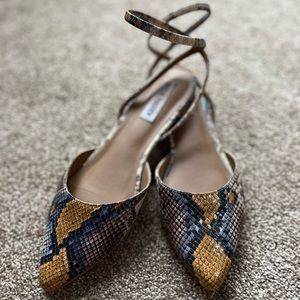 Steve Madden Snakeskin Flats